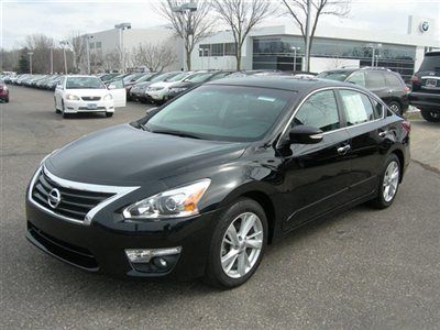 Pre-owned 2013 altima 2.5 sl. black/black,,sunroof, bose, ipod, 13086 mile