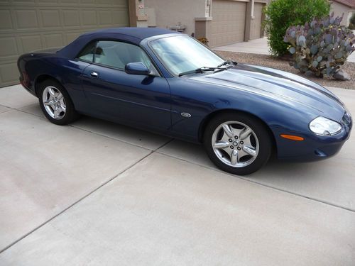 Jaguar xk8 convertible