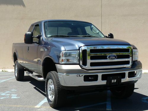 ~~05~ford~f-250~gas~xcab~long~bed~xlt~auto~4x4~5.4l~124k~no reserve~~