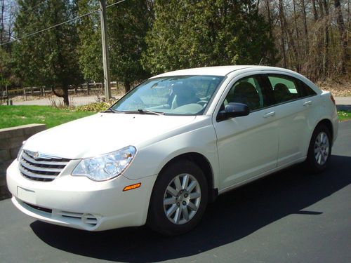 2008 chrysler sebring lx sedan 4-door 2.4l