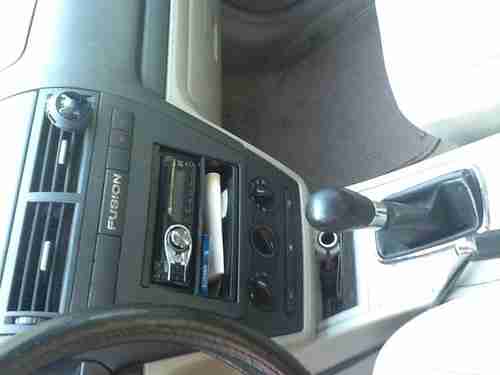 2006 Ford Fusion S Sedan 4-Door 2.3L, image 3