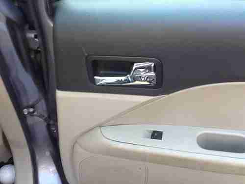 2006 Ford Fusion S Sedan 4-Door 2.3L, image 7