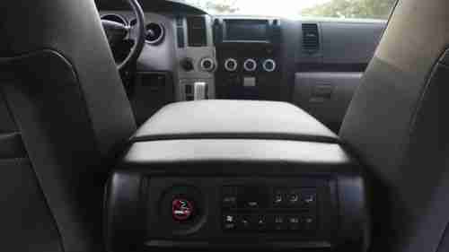 2008 Toyota Sequoia Limited Sport Utility 4-Door 5.7L, US $25,900.00, image 9