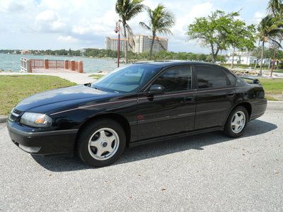 Impala ls one fl own 85,000 mi leather console moonroof sharp local trade!