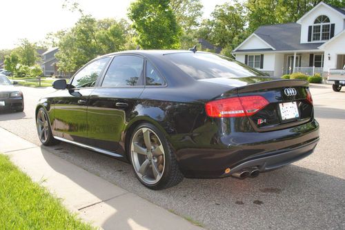 РђСѓРґРё s4 2012