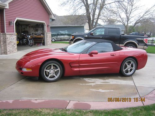 1998 corvette convertible perfect!!!