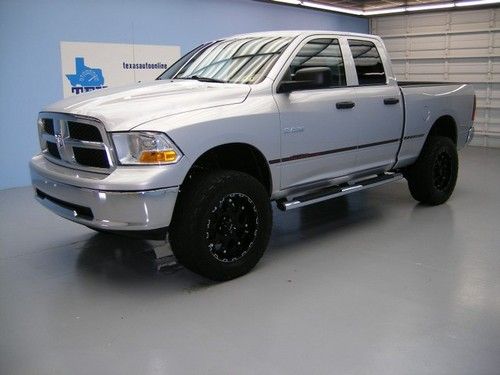 We finance!! 2010 dodge ram 1500 slt ridge runner 4x4 auto lift kit 20 rim 1 own