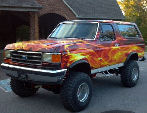 1989 ford bronco xlt sport utility 2-door 5.0l