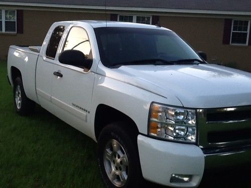 2008 chevrolet silverado 1500 lt extended cab pickup 4-door 5.3l