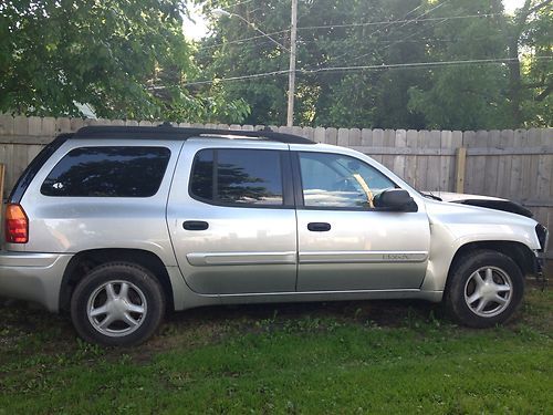 2005 gmc envoy xl slt sport utility 4-door 5.3l parts only