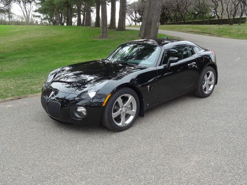 2009 pontiac solstice gxp coupe 2-door 2.0l / miles 1062