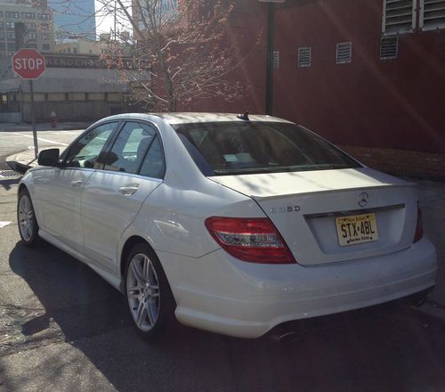 2008 white mercedes c350