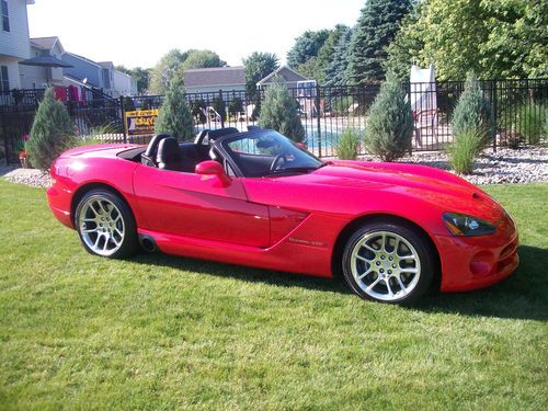 2003 dodge viper hennessey venom 650 r 1,600 miles