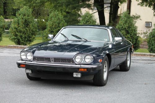 1989 jaguar xjs v12 cylinder - 127890 miles dark blue with gray interior