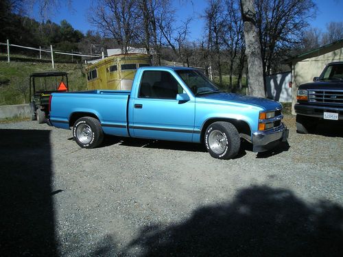 1994 chevy light blue shortbed fleetside automatic custom wheels/tire immaculate