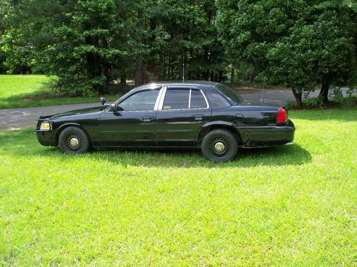 2003 ford crown victoria police interceptor sedan 4-door 4.6l