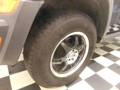 Sport SUV 3.7L No Accidents! 4x4, image 6