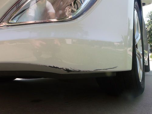 2012 Hyundai Genesis 3.8 Sedan, image 2