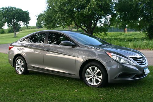2011 hyundai sonata gls sedan 4-door 2.4l