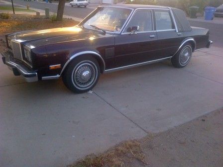 1988 chrysler new yorker landau sedan 4-door 3.0l 63600 miles original miles