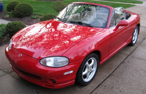 1999 mazda miata base mx5 convertible 2-door 1.8l very low mileage 48k bose