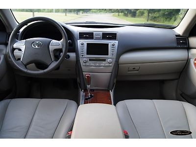 7-Days*NO RESERVE* '11 TOYOTA CAMRY XLE NAV LTHR MOON ROOF JBL 1-OWNER OFF LEASE, image 3