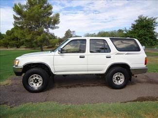 1994 toyota 4 runner -- 4x4 -- 5 speed manual -- fresh motor - make offer now!!