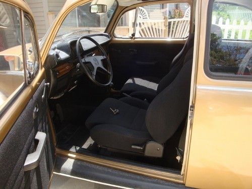 1974 volkswagen super beetle base sedan 2-door 1600cc