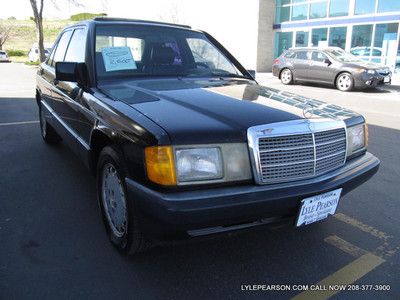 1989 Mercedes-Benz 190E - NO RESERVE, image 2
