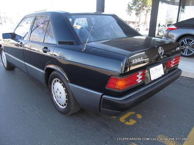 1989 Mercedes-Benz 190E - NO RESERVE, image 4