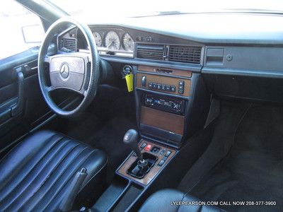1989 Mercedes-Benz 190E - NO RESERVE, image 11
