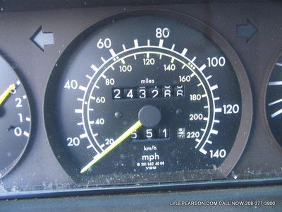 1989 Mercedes-Benz 190E - NO RESERVE, image 25