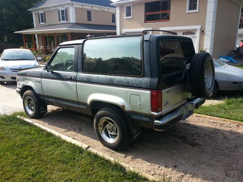 1989 ford bronco ii xlt plus sport utility 2-door 2.9l