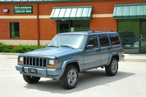 Jeep cherokee classic sport xj / 1 owner / stunning cond / a true must see / wow