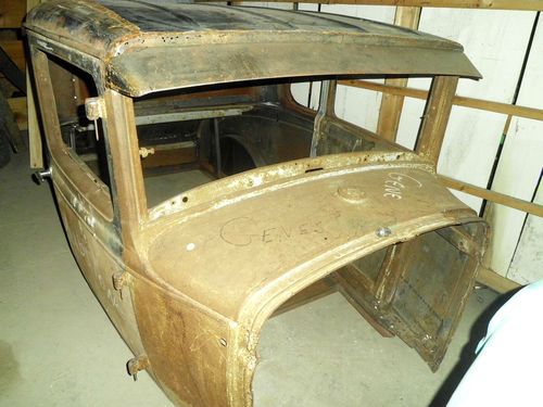 1930 Ford 5 window coupe body withTITLE, image 2