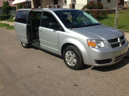 2009 dodge caravan lx mint condition 09 dodge caravan mini van clean title