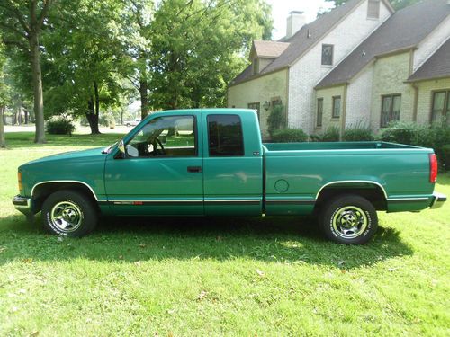1994 gmc 1500 one owner short wheel base half ton truck with new drive train