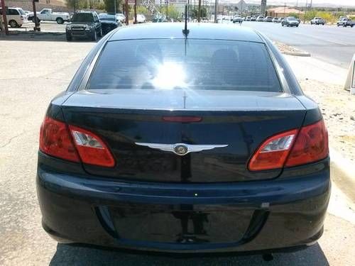 2010 chrysler sebring touring sedan 4-door 2.4l