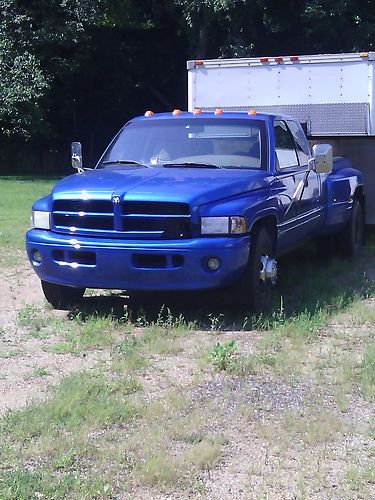 2000 dodge 3500 quad cab 2wd dually cummins 6 speed manual