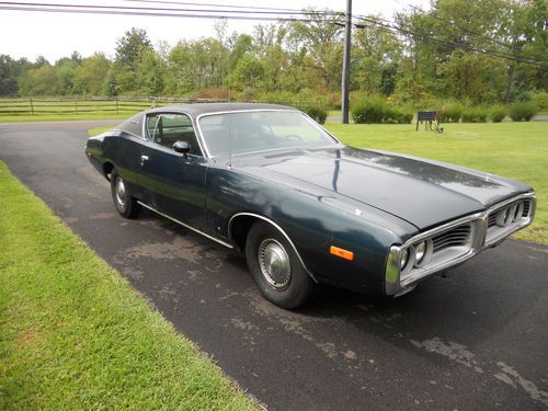 1972 dodge charger 2 door hardtop 318 v8 a/c disk dual exhaust. survivor mopar