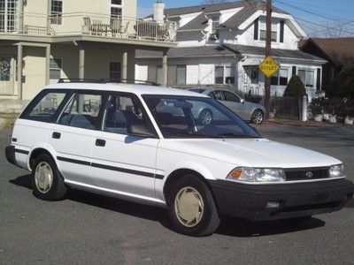 1991 toyota corolla wagon clean runs great hard to find don't miss it