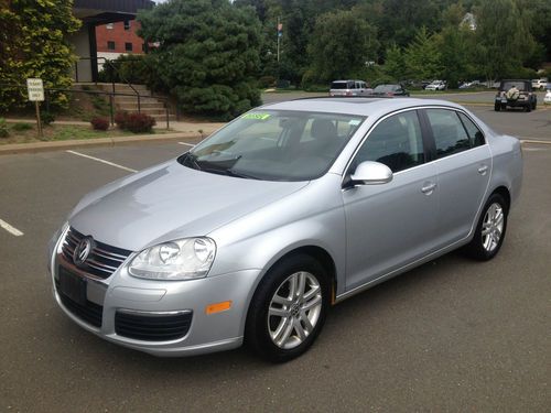 2009 vw jetta *turbo diesel * up to 45 mpg * extra clean *no reserve