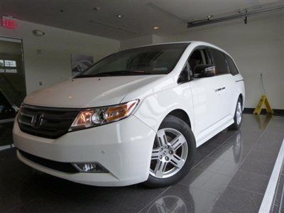 2011 honda odyssey touring elite, navigation, rear dvd