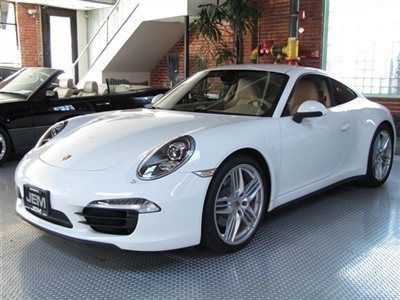 2013 porsche 911 c4s white