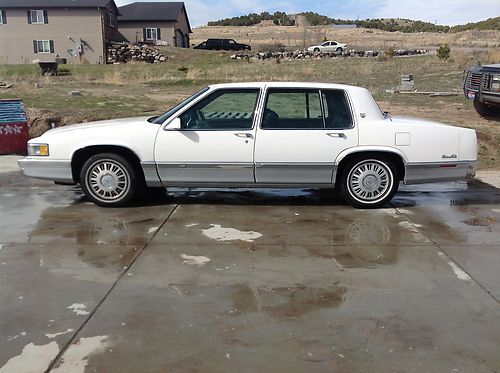 1991 cadillac deville base sedan 4-door 4.9l