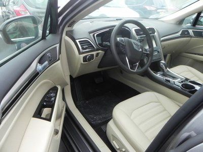 SE New 1.5L CD ENGINE: 1.5L ECOBOOST FRONT LICENSE PLATE BRACKET Power Steering, image 5