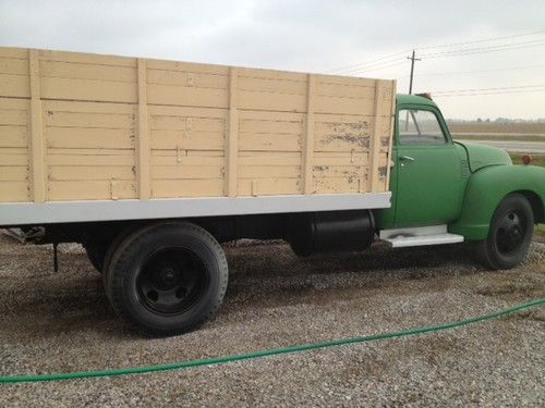 1950 chevrolet 6400 farm truck, stakebed, runs good, looks good! ready 4 parades