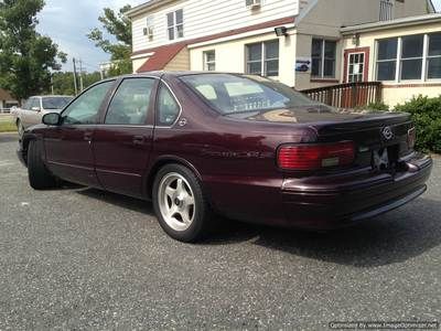 RARE SS MODEL, CLEAN CARFAX 1 OWNER, ONLY 95K LOW MILES **NO RESERVE**, image 8