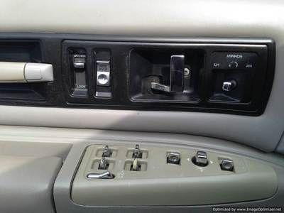 RARE SS MODEL, CLEAN CARFAX 1 OWNER, ONLY 95K LOW MILES **NO RESERVE**, image 43