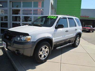 Ford escape white 4x4 xlt suv clear title new tires loaded running boards